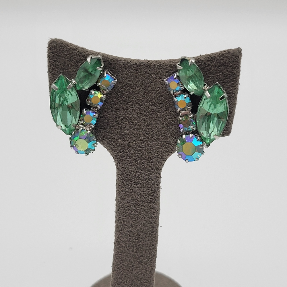 Vintage Continental Clip on flower Uranium Glass Earrings
